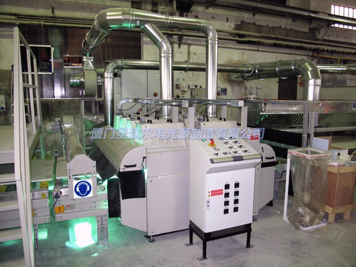 UV涂裝生產(chǎn)線11